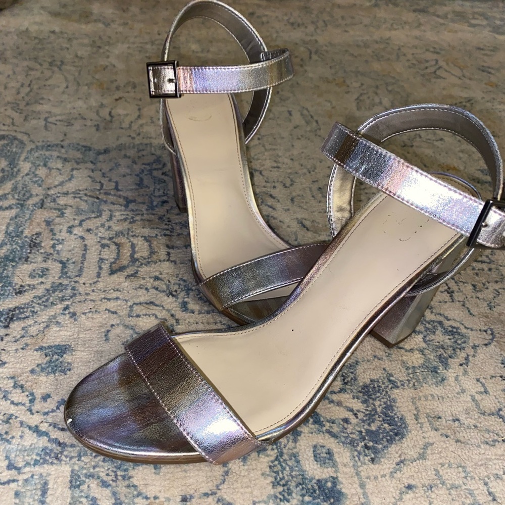 Circus brand chrome silver block formal open toe heels woman size nine